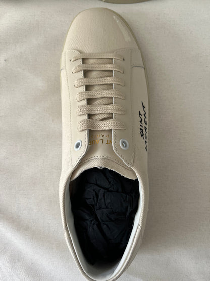 Saint Laurent Court Classic